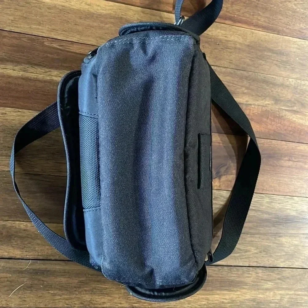 Lowepro edit 130 black camera case